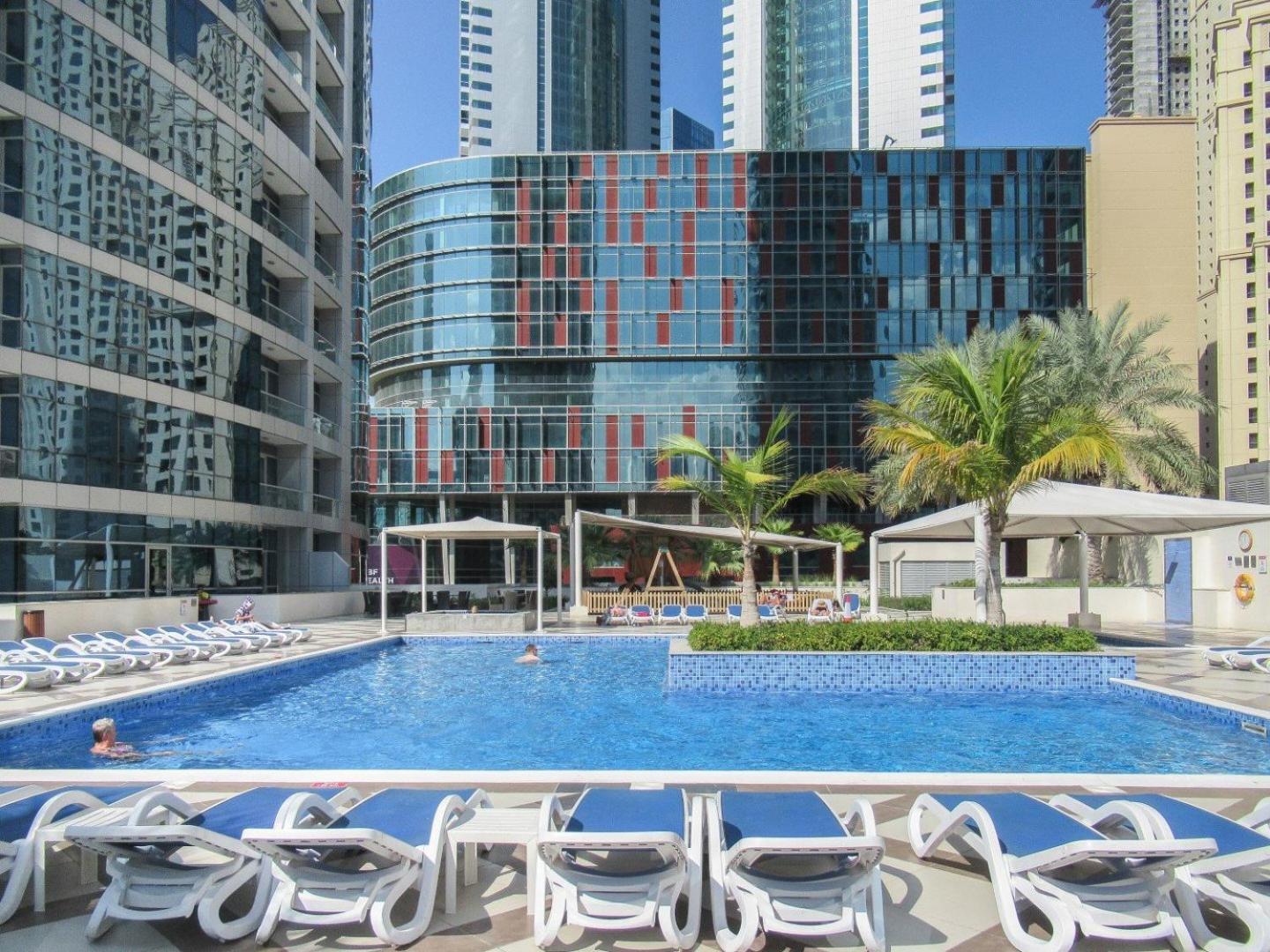 Apartamento Guestready - The Marina Splendor Dubái Exterior foto