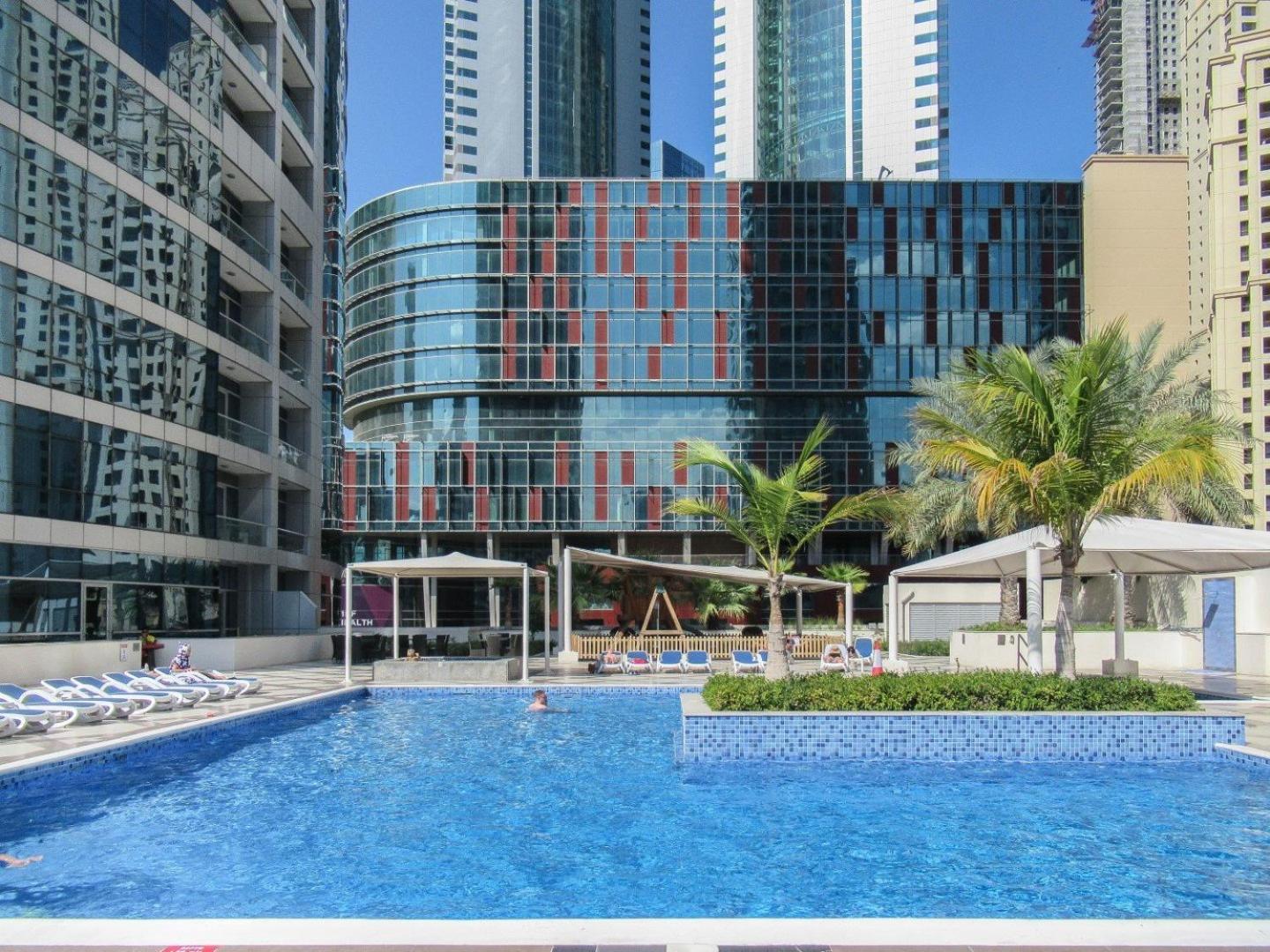 Apartamento Guestready - The Marina Splendor Dubái Exterior foto