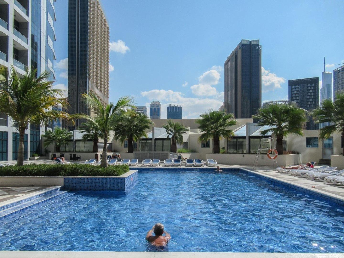 Apartamento Guestready - The Marina Splendor Dubái Exterior foto